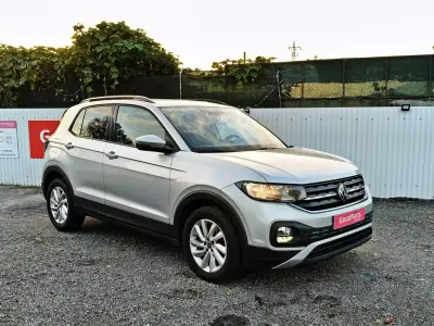 Volkswagen T-Cross 2022 - 15900 EUR, 80100 km - AUTO.MOTO.pt - 80100km - foto 10 de 28