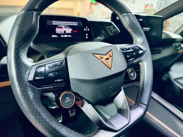 Cupra Born 2022 - 35990 EUR, 26601 km - AUTO.MOTO.pt - 26601km - foto 38 de 60