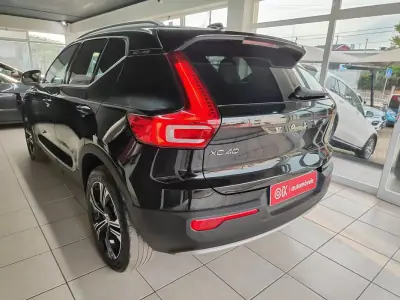 Volvo XC 40 2020 - 28250 EUR, 45500 km - AUTO.MOTO.pt - 45500km - foto 8 de 35
