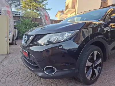 Nissan Qashqai 2015 - 12900 EUR, 138773 km - AUTO.MOTO.pt - 138773km - foto 17 de 39