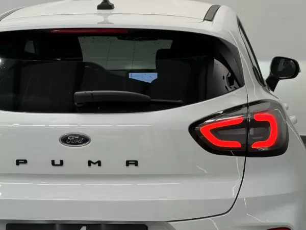 Ford Puma 2021 - 17890 EUR, 90285 km - AUTO.MOTO.pt - 90285km - foto 16 de 34