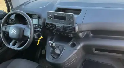 Citroën Berlingo 1.5 Hdi 2020 - 12990 EUR, 159000 km - AUTO.MOTO.pt - 159000km - foto 6 de 8