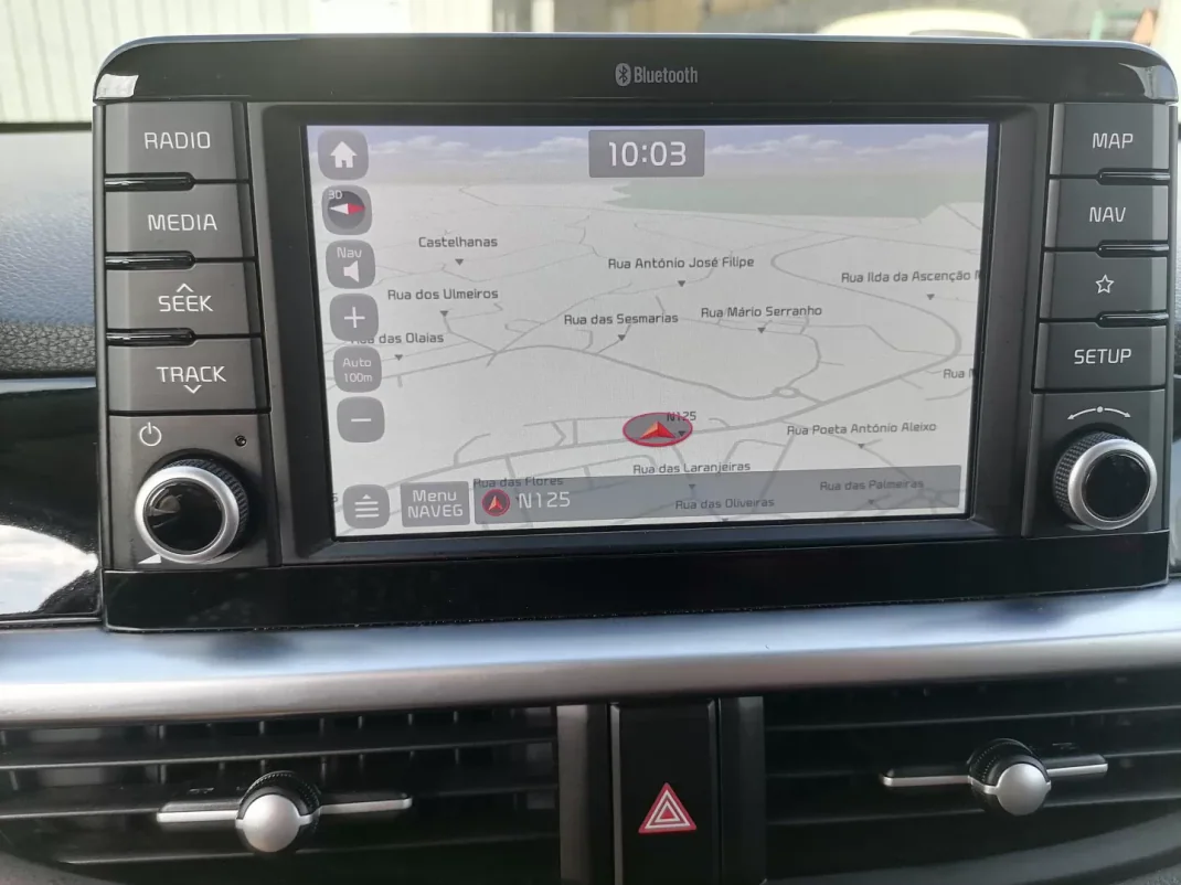 Kia Picanto 2020 - 18900 EUR, 20480 km - AUTO.MOTO.pt - 20480km - foto 18 de 20