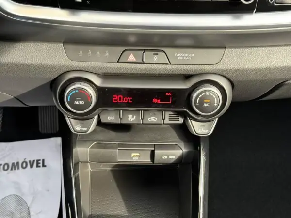 Kia Stonic 2025 - 21250 EUR, 54 km - AUTO.MOTO.pt - 54km - foto 17 de 21
