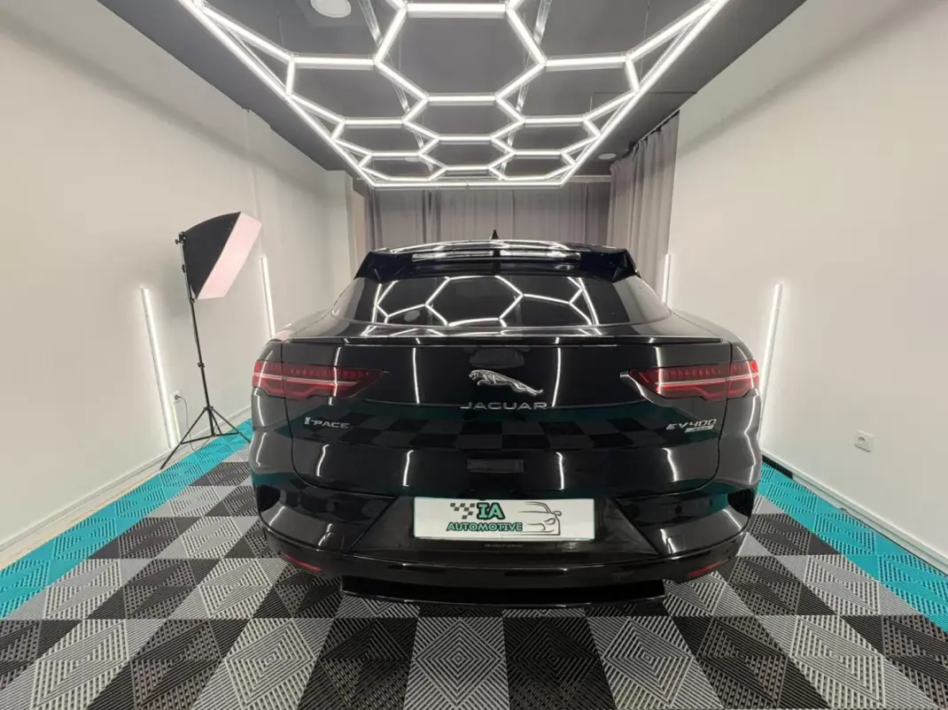 Jaguar I-Pace 2018 - 21250 EUR, 151000 km - AUTO.MOTO.pt - 151000km - foto 6 de 20