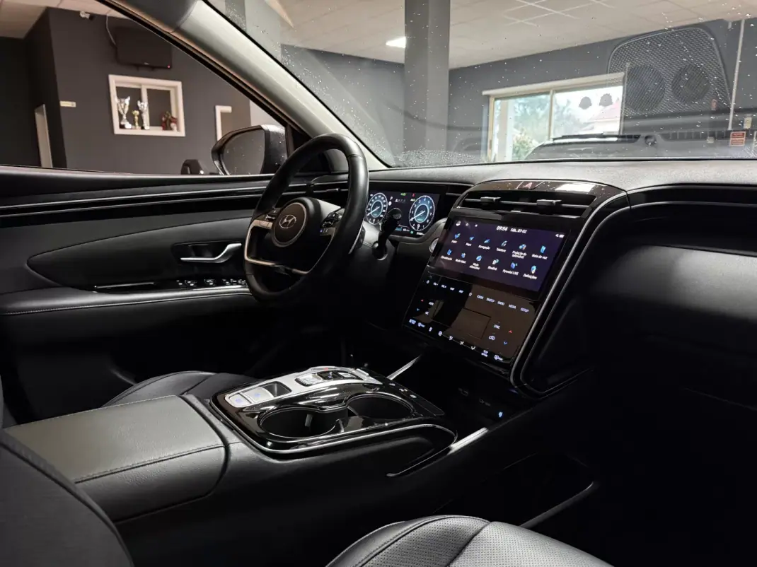 Hyundai Tucson 2022 - 19990 EUR, 208987 km - AUTO.MOTO.pt - 208987km - foto 11 de 19