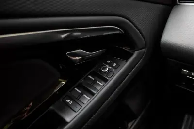 Land Rover Range Rover Evoque 2020 - 39900 EUR, 84922 km - AUTO.MOTO.pt - 84922km - foto 22 de 56