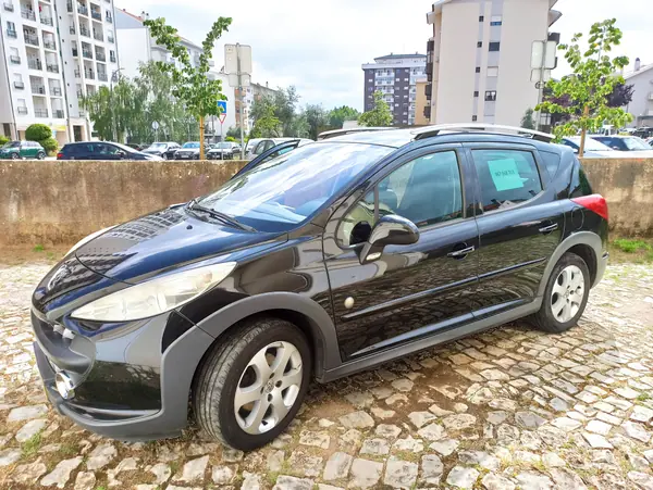 Peugeot 207 SW 2008 - 3500 EUR, 290000 km - AUTO.MOTO.pt - 290000km - foto 13 de 20