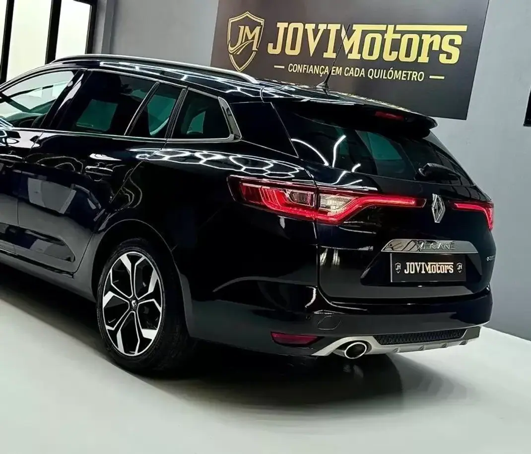 Renault Mégane 2018 - 14750 EUR, 159480 km - 159480km - foto 14 de 35