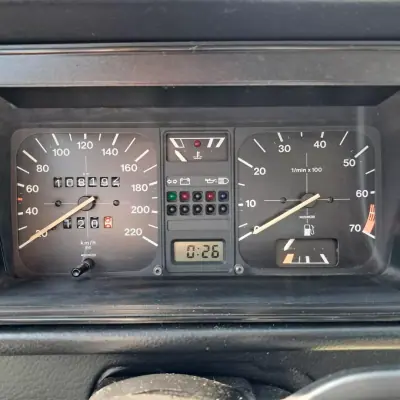 Volkswagen Golf Cabriolet 1992 - 10990 EUR, 108000 km - AUTO.MOTO.pt - 108000km - foto 12 de 15