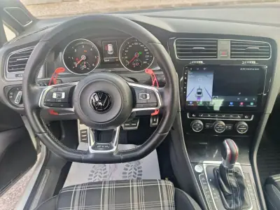 Volkswagen Golf 2014 - 17500 EUR, 162848 km - AUTO.MOTO.pt - 162848km - foto 8 de 57