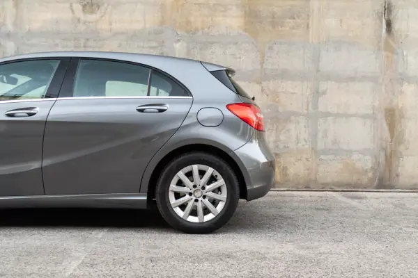 Mercedes-Benz A 180 2013 - 10990 EUR, 215000 km - AUTO.MOTO.pt - 215000km - foto 10 de 34