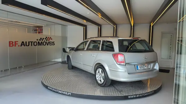 Opel Astra Caravan 2007 - 4750 EUR, 174500 km - 174500km - foto 3 de 45