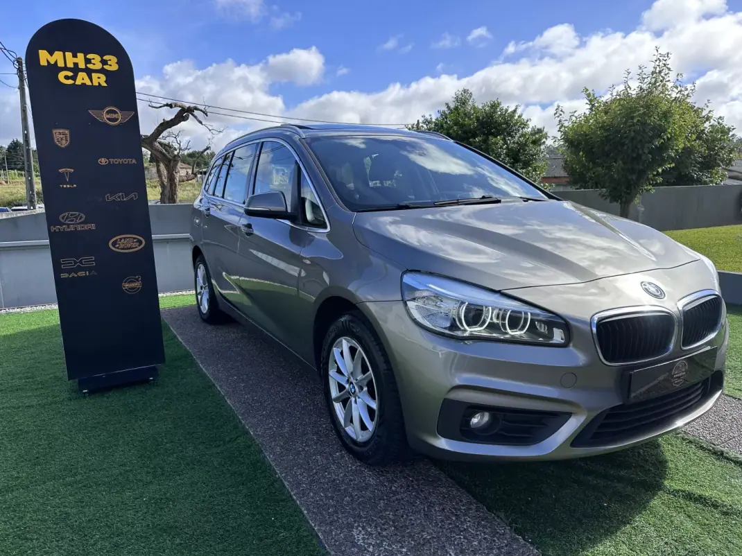 BMW 216 Gran Tourer 2015 - 14900 EUR, 180000 km - AUTO.MOTO.pt - 180000km - foto 1 de 77