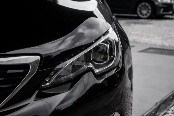 Peugeot 308 2020 - 17990 EUR, 142466 km - AUTO.MOTO.pt - 142466km - foto 3 de 45