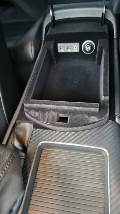 Nissan GT-R 2017 - 149900 EUR, 50238 km - AUTO.MOTO.pt - 50238km - foto 50 de 57