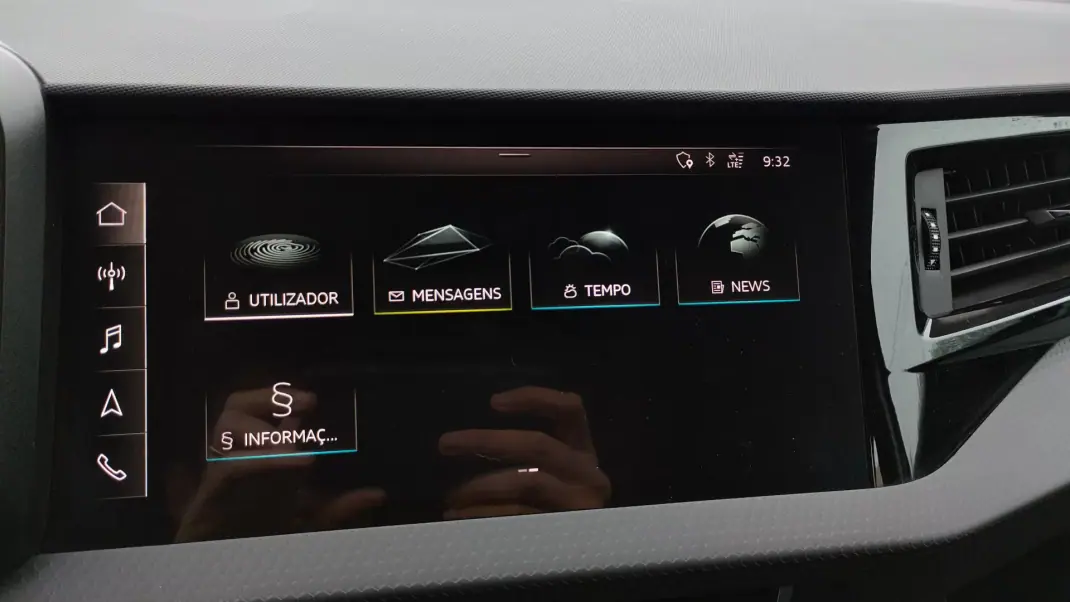Audi A1 Sportback 2019 - 14999 EUR, 121000 km - AUTO.MOTO.pt - 121000km - foto 40 de 40