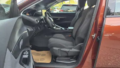 Peugeot 5008 2022 - 22950 EUR, 45050 km - 45050km - foto 12 de 26