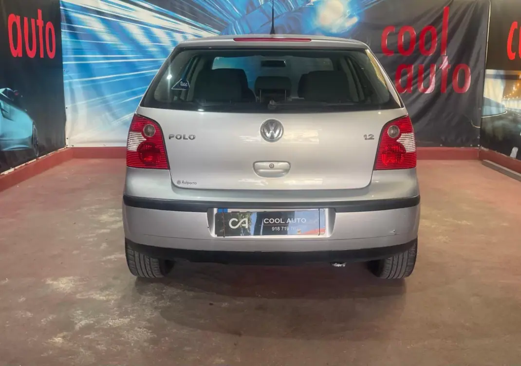 Volkswagen Polo 2003 - 2600 EUR, 105000 km - 105000km - foto 5 de 28