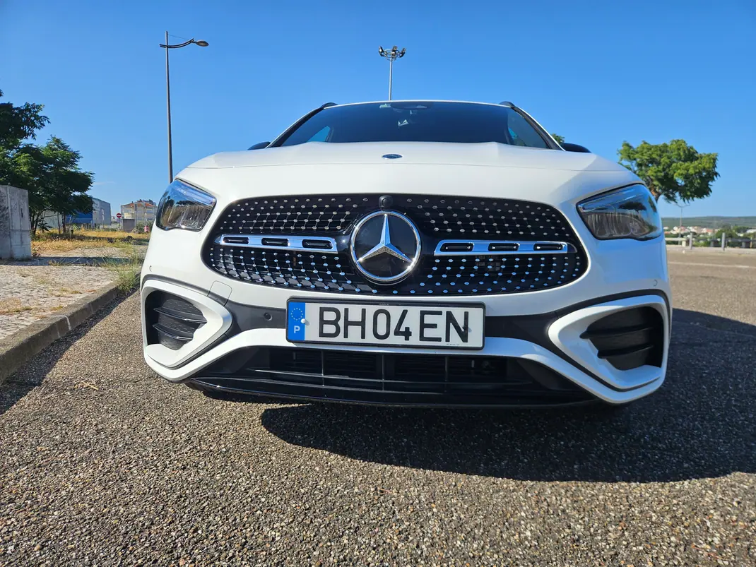 Mercedes-Benz GLA 250 2024 - 40000 EUR, 44350 km - 44350km - foto 4 de 14