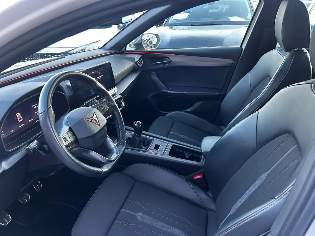 Cupra Leon 2023 - 28 EUR, 55 km - AUTO.MOTO.pt - 55km - foto 5 de 7