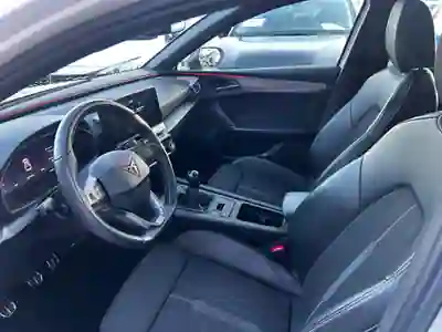 Cupra Leon 2023 - 28 EUR, 55 km - AUTO.MOTO.pt - 55km - foto 5 de 7