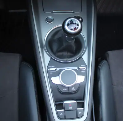 Audi TT Roadster 2015 - 23990 EUR, 151000 km - AUTO.MOTO.pt - 151000km - foto 21 de 36