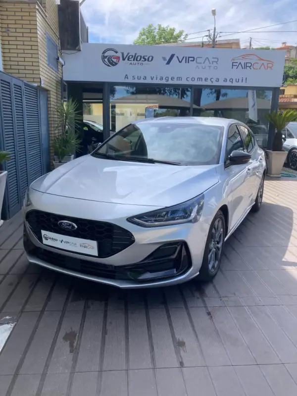 Ford Focus 2023 - 20590 EUR, 37780 km - AUTO.MOTO.pt - 37780km - foto 2 de 23