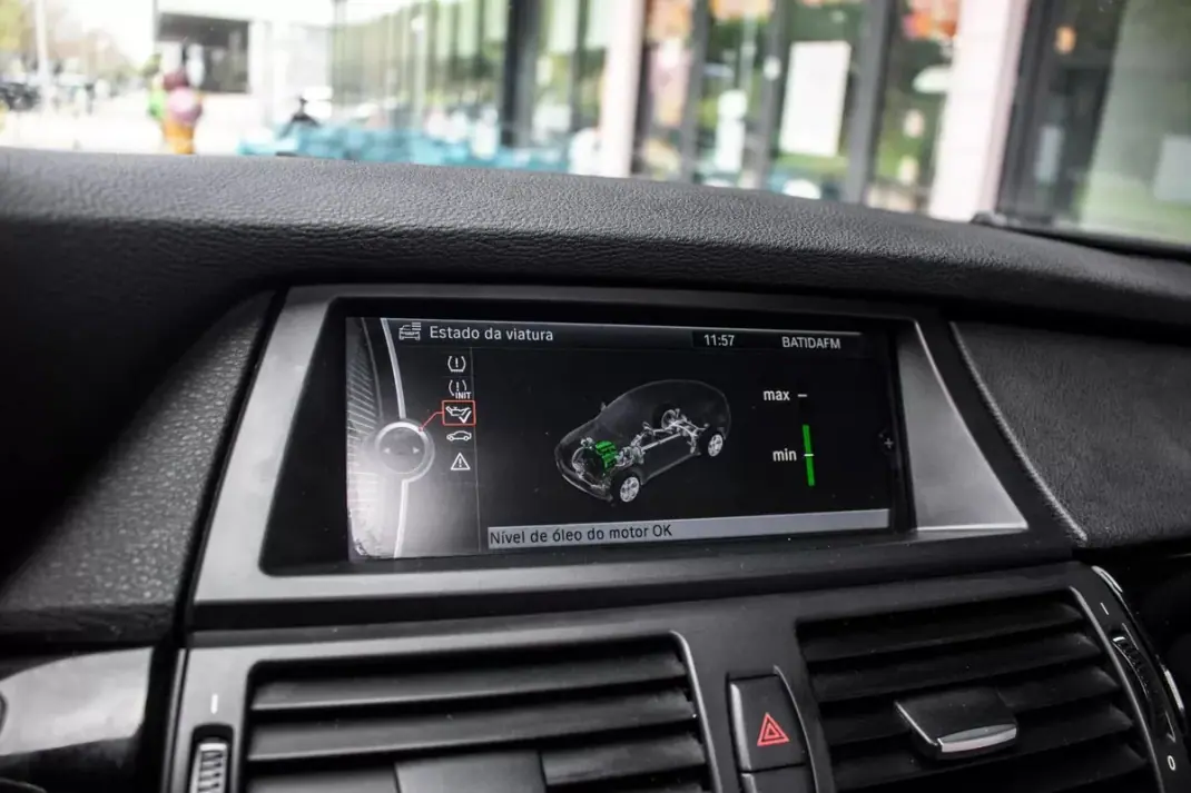 BMW X6 ActiveHybrid 2010 - 23990 EUR, 173745 km - AUTO.MOTO.pt - 173745km - foto 40 de 40