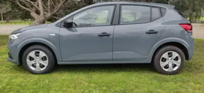 Dacia Sandero 2025 - 16990 EUR, 2000 km - AUTO.MOTO.pt - 2000km - foto 8 de 39