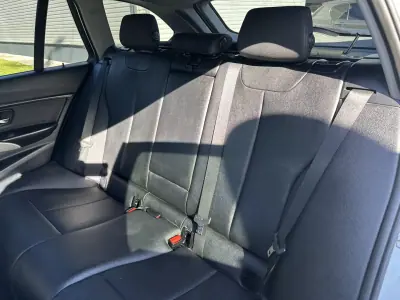 BMW 318 2014 - 10900 EUR, 260000 km - 260000km - foto 43 de 58
