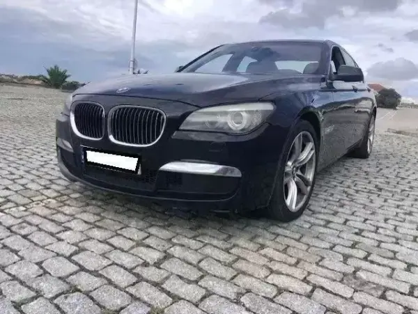BMW 740 2012 - 14999 EUR, 320000 km - AUTO.MOTO.pt - 320000km - foto 3 de 19