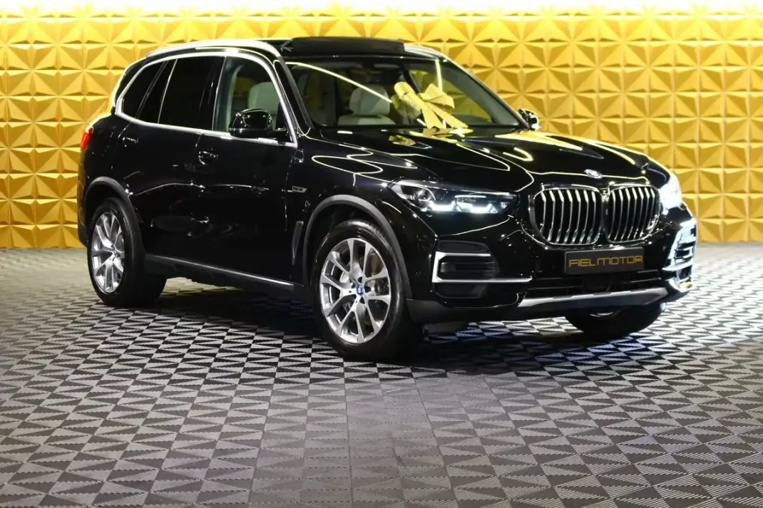 BMW X5 2022 - 47500 EUR, 156000 km - AUTO.MOTO.pt - 156000km - foto 5 de 54