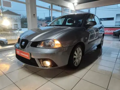 SEAT Ibiza 2007 - 3950 EUR, 300900 km - AUTO.MOTO.pt - 300900km - foto 5 de 30
