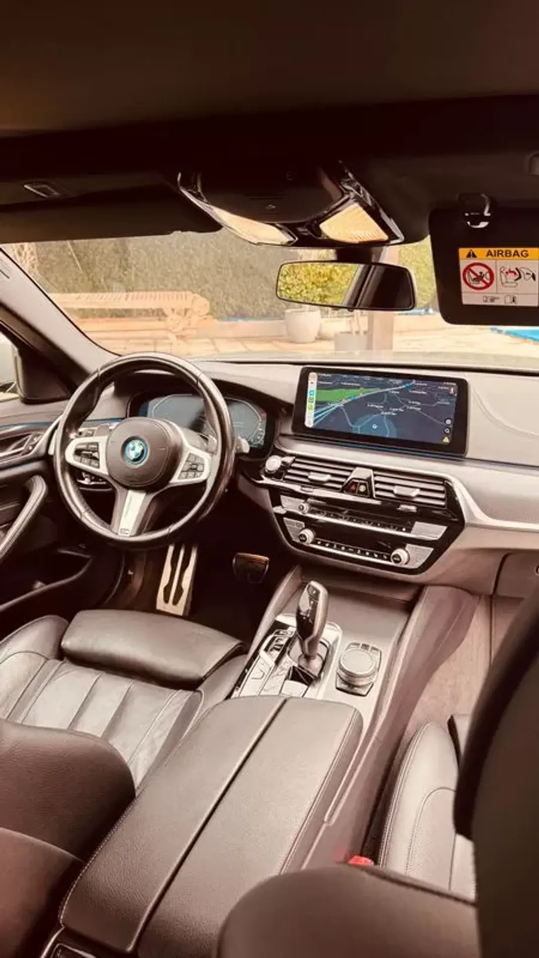 BMW 530e 2021 - 38750 EUR, 118296 km - AUTO.MOTO.pt - 118296km - foto 16 de 31