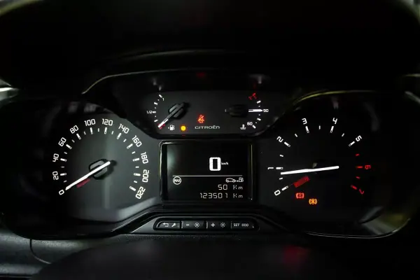 Citroën C3 2019 - 10600 EUR, 123501 km - AUTO.MOTO.pt - 123501km - foto 16 de 34