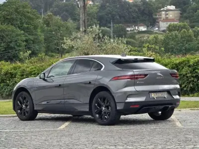 Jaguar I-Pace 2020 - 27999 EUR, 93000 km - AUTO.MOTO.pt - 93000km - foto 25 de 28
