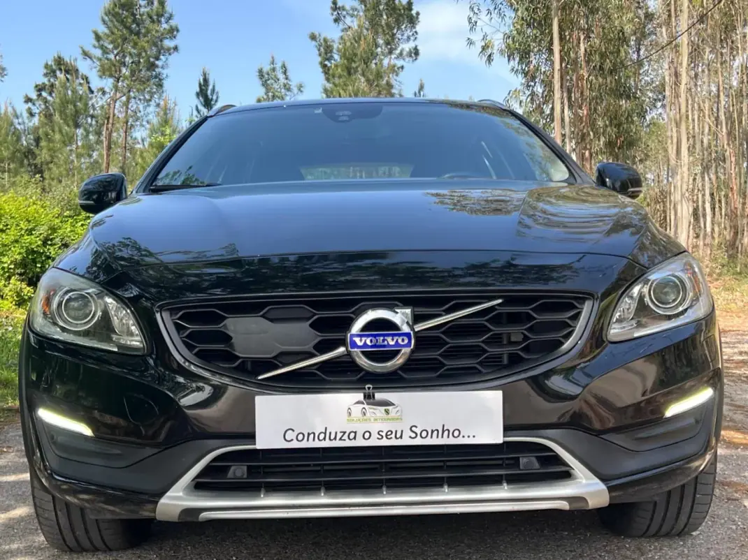 Volvo V60 2016 - 15900 EUR, 155935 km - AUTO.MOTO.pt - 155935km - foto 10 de 28