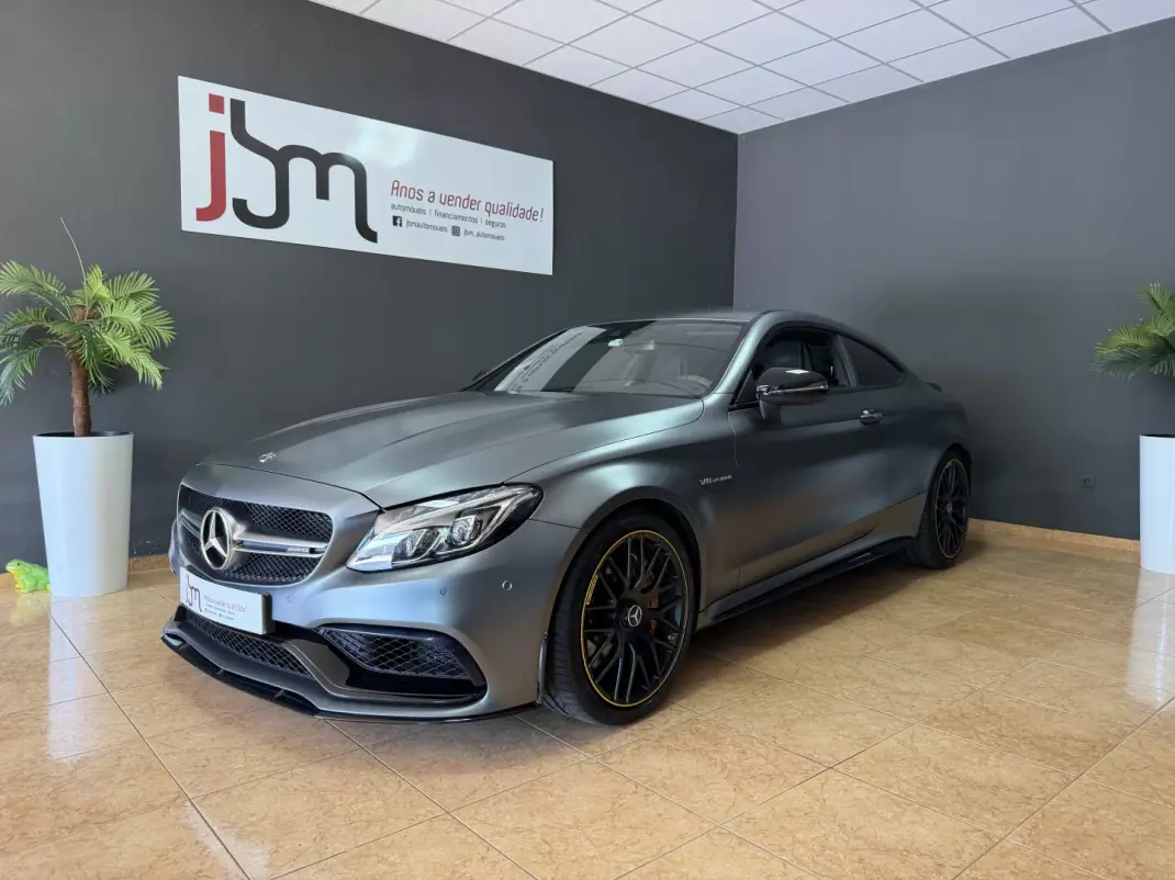 Mercedes-Benz C 63 AMG 2018 - 79990 EUR, 35000 km - AUTO.MOTO.pt - 35000km - foto 1 de 18