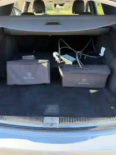 Mercedes-Benz E 300 2021 - 31900 EUR, 119000 km - AUTO.MOTO.pt - 119000km - foto 5 de 15