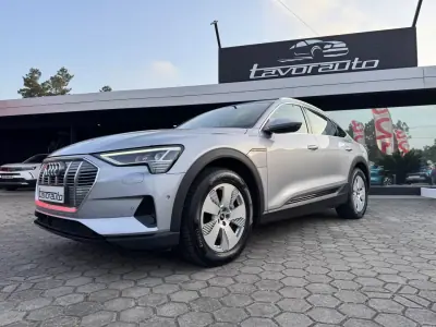 Audi e-tron Sportback 2020 - 28900 EUR, 102000 km - AUTO.MOTO.pt - 102000km - foto 24 de 54