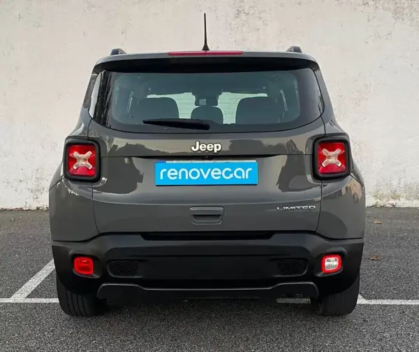 Jeep Renegade 2023 - 18900 EUR, 68317 km - AUTO.MOTO.pt - 68317km - foto 4 de 22