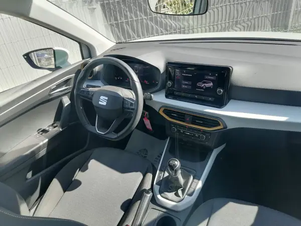 SEAT Arona 2023 - 16750 EUR, 77000 km - 77000km - foto 11 de 14