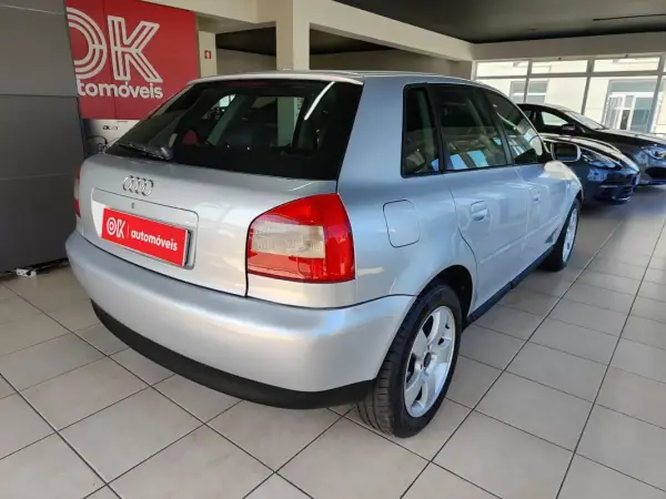 Audi A3 2002 - 5250 EUR, 330000 km - AUTO.MOTO.pt - 330000km - foto 12 de 32