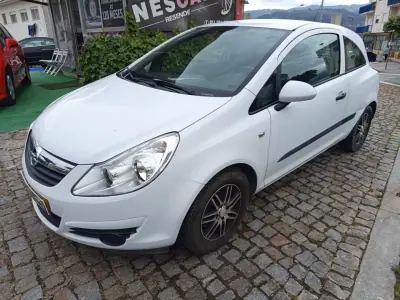 Opel CORSA VAN 1.3 CDTI 2007 - 3490 EUR, 180251 km - AUTO.MOTO.pt - 180251km - foto 2 de 9