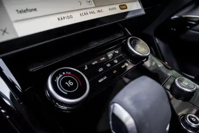 Land Rover Range Rover Sport 2023 - 83990 EUR, 131215 km - AUTO.MOTO.pt - 131215km - foto 22 de 46