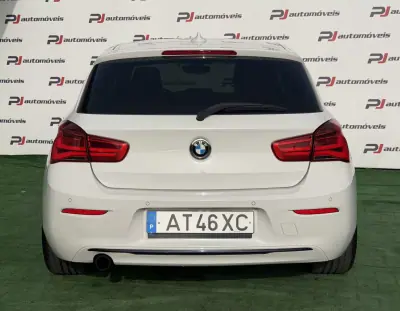 BMW 114 2015 - 11500 EUR, 241000 km - AUTO.MOTO.pt - 241000km - foto 7 de 20