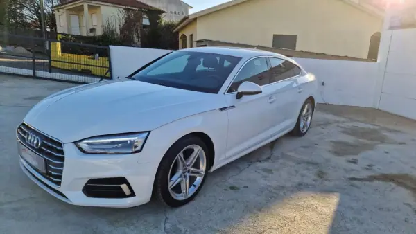 Audi A5 Sportback 2018 - 30999 EUR, 147920 km - AUTO.MOTO.pt - 147920km - foto 4 de 41