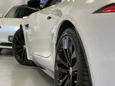 Jaguar F-Type 2019 - 47990 EUR, 45000 km - AUTO.MOTO.pt - 45000km - foto 35 de 47