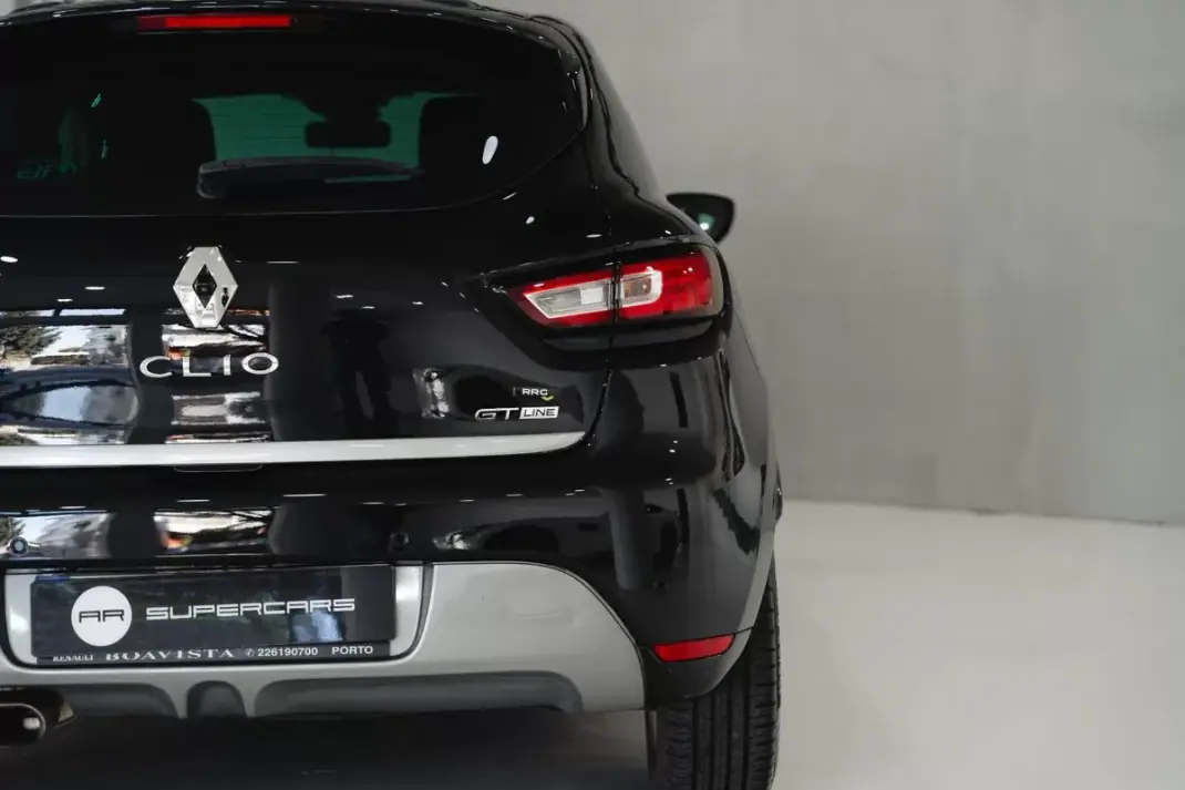 Renault Clio 2019 - 13950 EUR, 33271 km - 33271km - foto 16 de 59